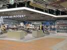 BASIC  AND ACCENT　ニュウマン高輪のアルバイト写真