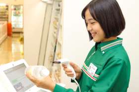 セブンイレブン　那覇首里平良町１丁目店の求人画像