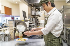 リンガーハット　高槻上牧店[4721049]の求人画像