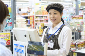 アピタ港店の求人画像