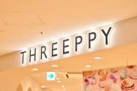 ＴＨＲＥＥＰＰＹ　イクスピアリ店【9651】の求人画像