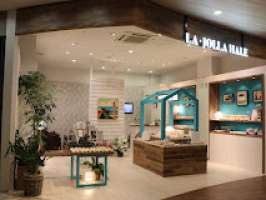 LA・JOLLA HALE 横浜ベイクォーター店の求人画像