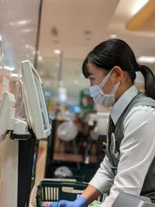 クイーンズ伊勢丹　仙川店のアルバイト写真