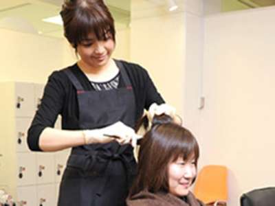 ヘアカラーFit!　イオン瀬戸みずの店のアルバイト写真