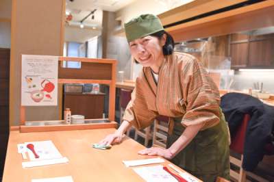 まきの　難波千日前店のアルバイト写真