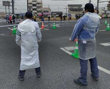 交通誘導・車両誘導 ★明石神戸一円に勤務地あり★工事現場などでの...