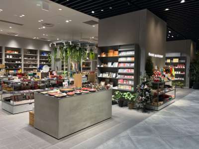 BASIC AND ACCENT　虎ノ門ヒルズ店のアルバイト写真