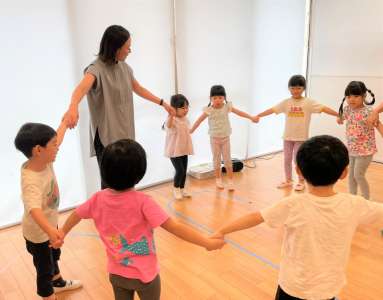 ベネッセビースタジオ幼稚園保育園の英会話講師（品川区南大井）のアルバイト写真