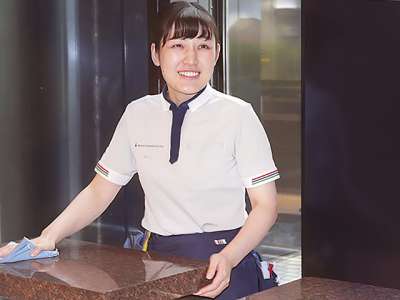 【OM6041】二重橋前駅周辺★未経験OKのオフィスビルの清掃★...