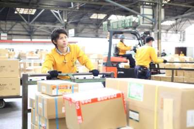 福山通運株式会社　北名古屋流通センターのアルバイト写真