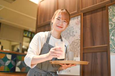 神戸元町ドリア　鳥栖プレミアムアウトレット店のアルバイト写真