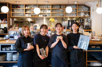 喫茶マドラグ　大丸梅田店のアルバイト写真