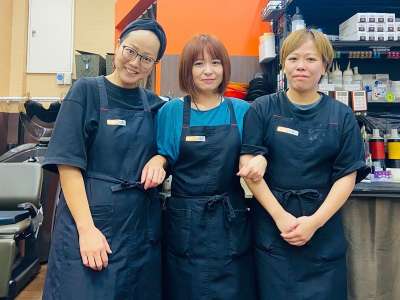 スマイルカラー　鶴見店のアルバイト写真