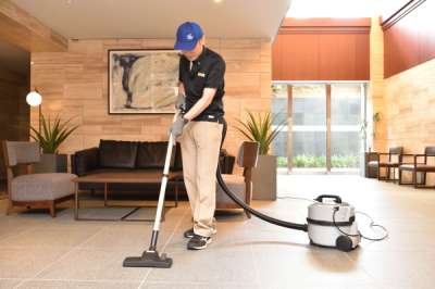 株式会社アイシス　東京都港区南青山のマンションのアルバイト写真