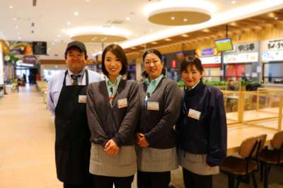 株式会社キャニー/談合坂サービスエリア(上り線)店　C10020のアルバイト写真