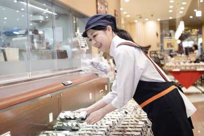ヤオコー　府中フォーリス店のアルバイト写真