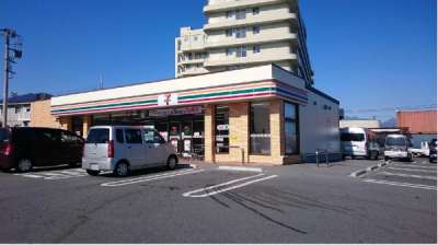 セブンイレブン　白根町西野店のアルバイト写真