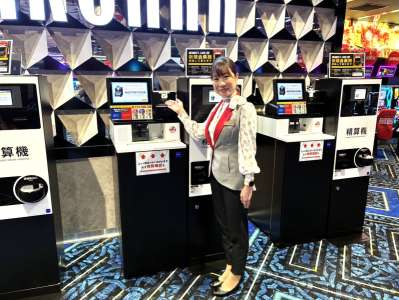 マルハン静内店[0121]のアルバイト写真