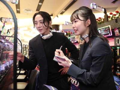 マルハン所沢店[1207]のアルバイト写真